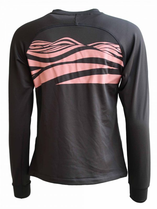 W30191-1000_Crewz_PBlack_back Crewz Round Neck Shirt LS Wmns